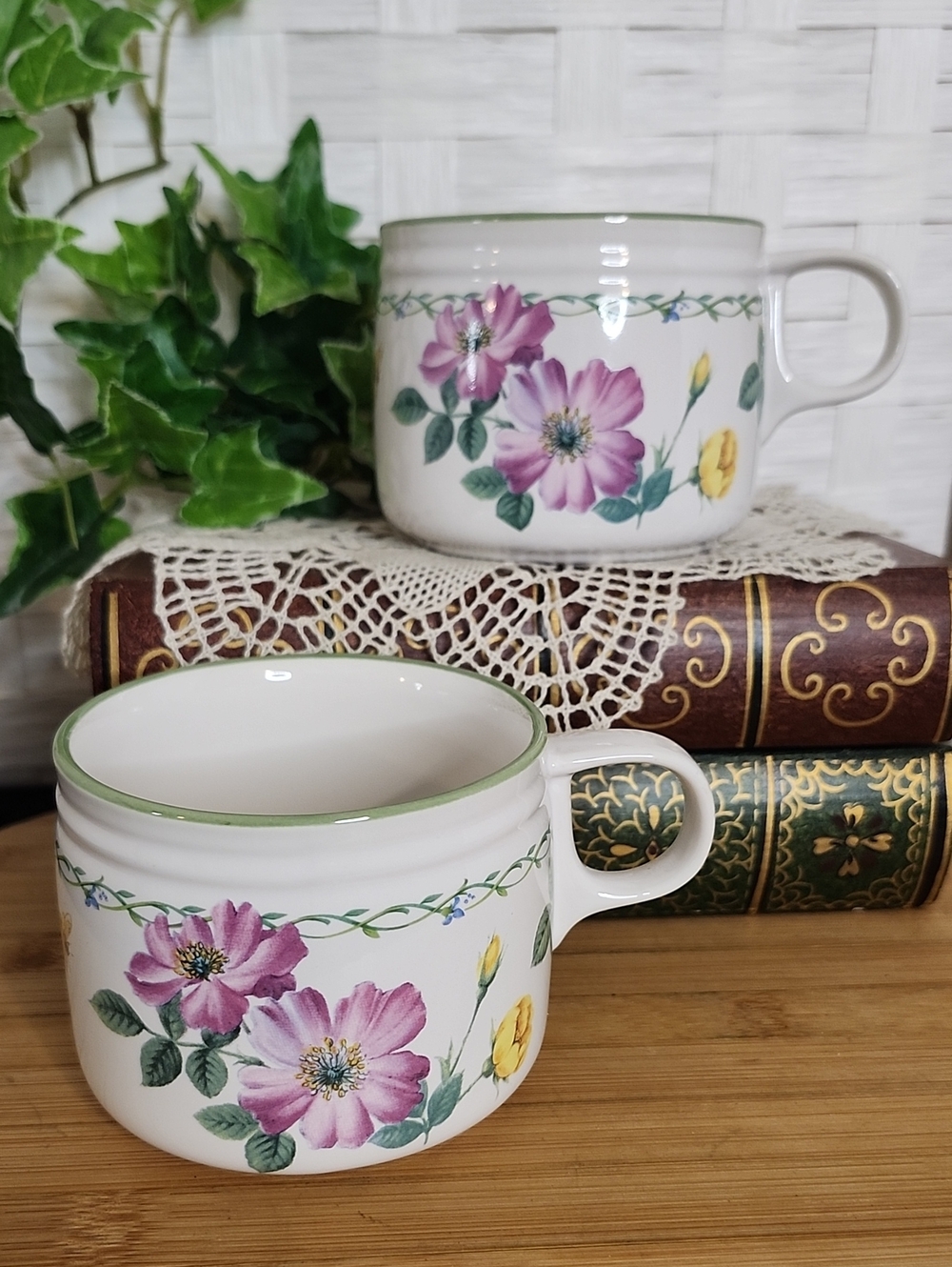 👉TWO (2) STUDIO NOVA "GARDEN BLOOM" TEA CUPS/ MUGS #Y2372